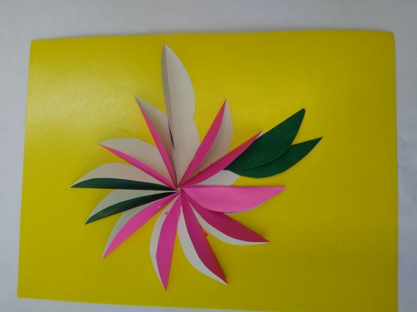 Поделки из цветной бумаги на картоне: Мастерим поделки из цветной бумаги. Идеи для детей 4-5 лет