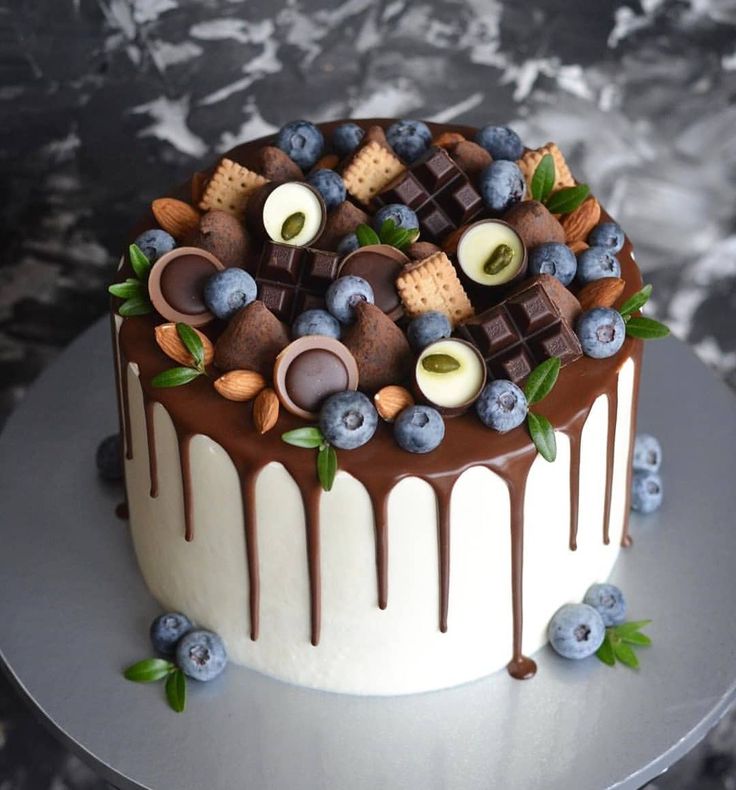 Как украсить торт на день рождения своими руками фото: Как украсить торт на день рождения своими руками маме, мужу, женщине: рецепты