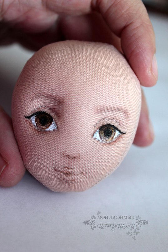 Как сделать тряпичной кукле лицо: Скульптурный текстиль. Урок первый. Создаем маску - Сам себе мастер