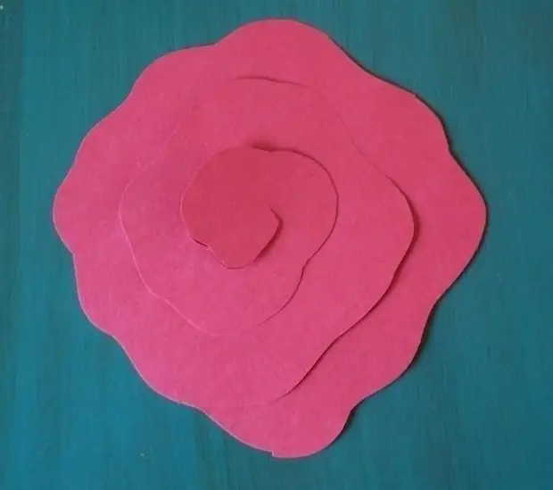 Розочки из цветной бумаги: Розы из бумаги как настоящие