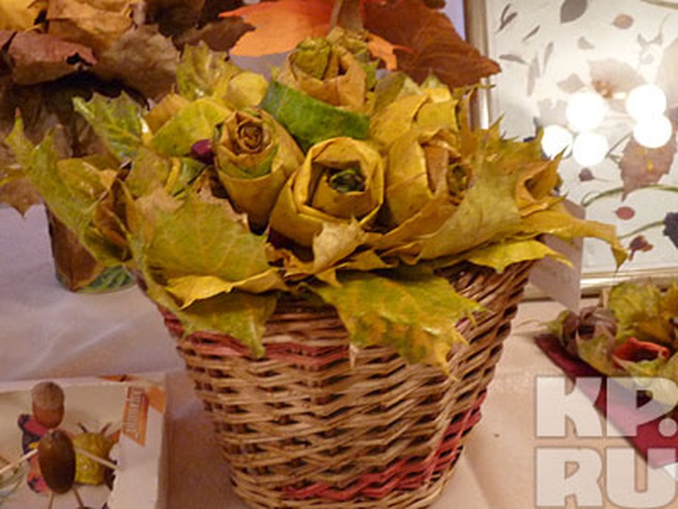 Как сделать вазу из осенних листьев мастер класс: Как сделать вазу из осенних листьев своими руками?