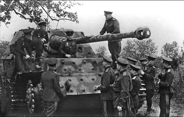 
		German self-propelled guns «Elyefant» («Ferdinand») Second World War