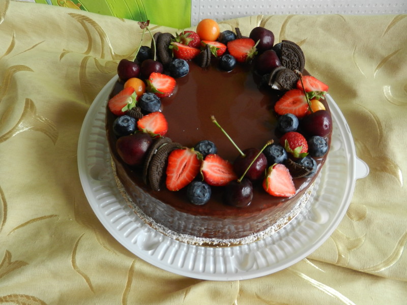 Как украсить красиво торт шоколадной глазурью: Как украсить торт в домашних условиях при помощи глазури