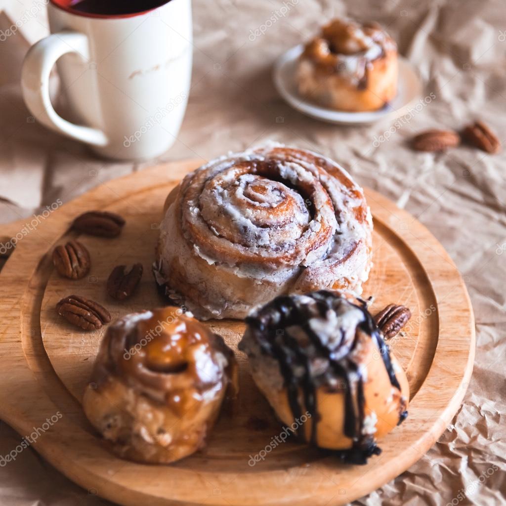 Булочки с корицей с сливочным кремом: Булочки Синнабон (CINNABON): рецепт домашний