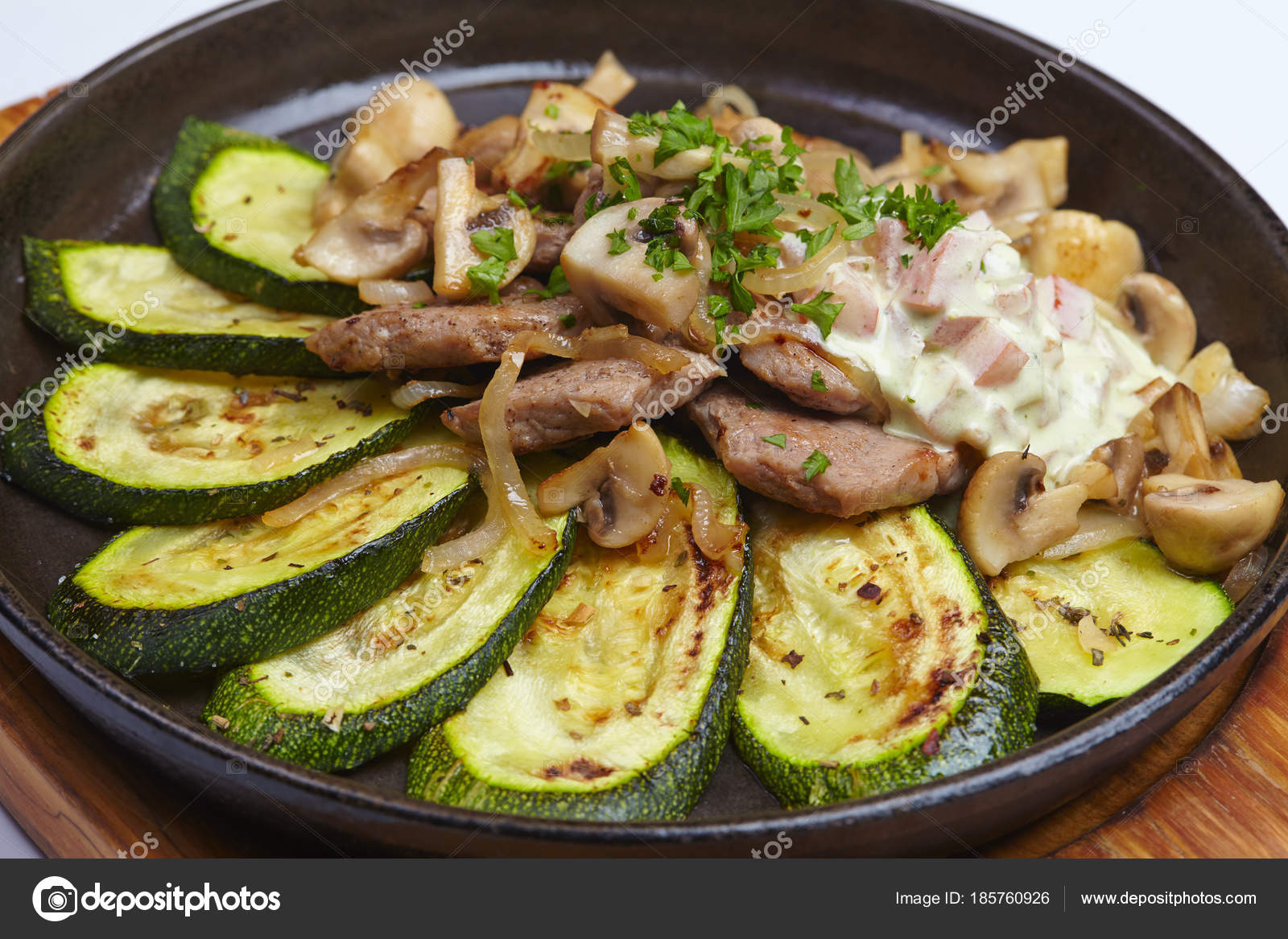 Блюда из кабачков рецепты с фото простые с мясом: Кабачки с фаршем - Пошаговый рецепт с фото. Вторые блюда. Блюда из мяса