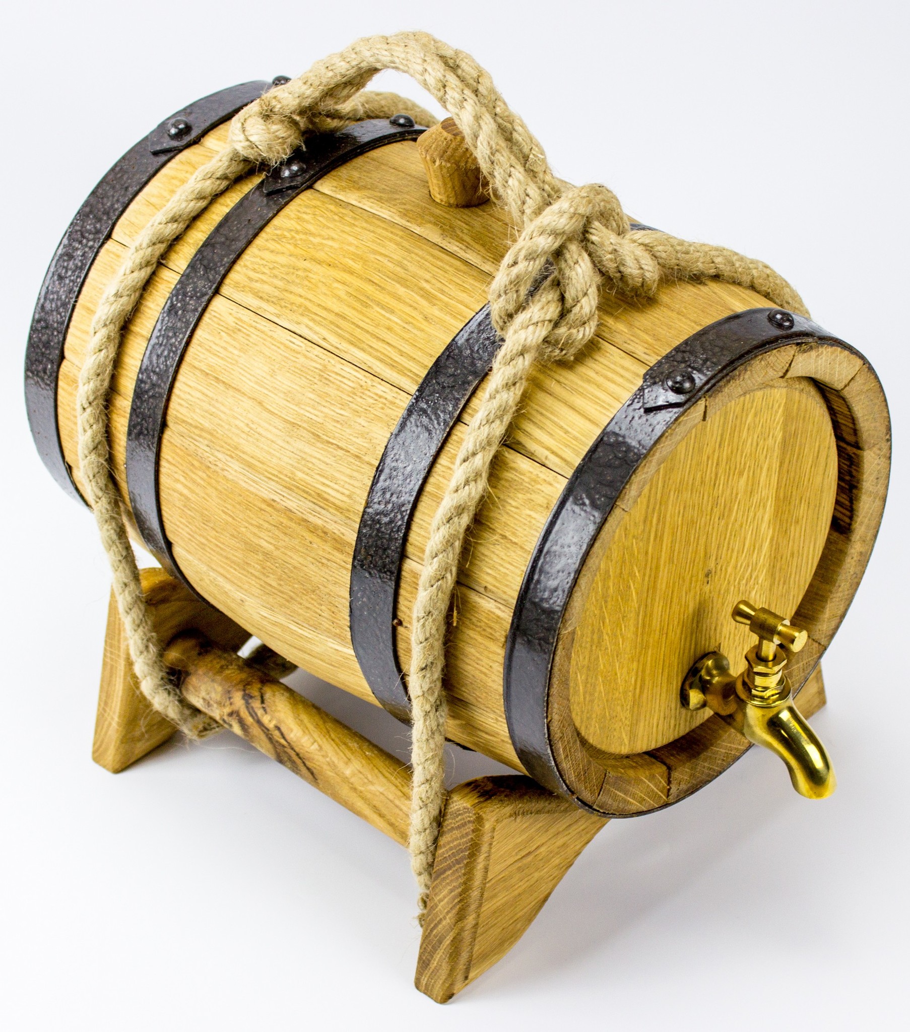 Изделия из бочек: 56 потрясающих идей для мебели из деревянной винной бочки своими руками