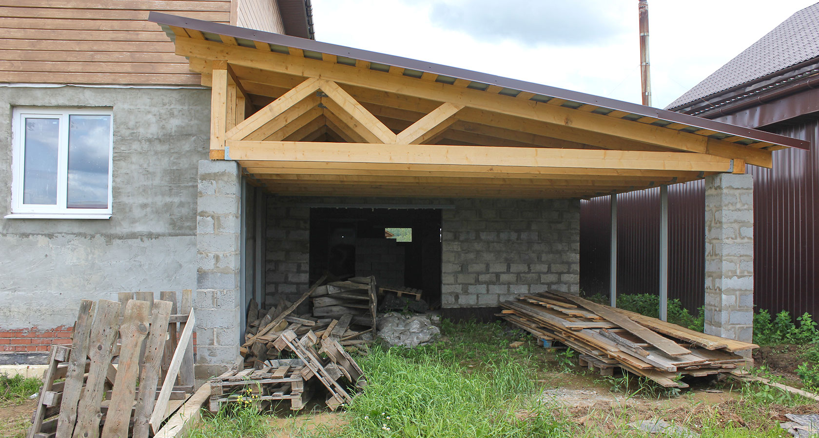 Как сделать односкатную крышу на сарай: Односкатная крыша для сарая: бюджетный вариант