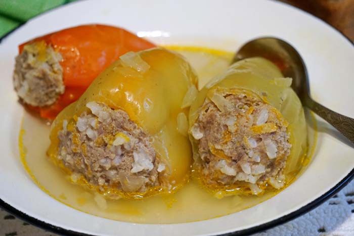 Фаршированные перцы мясом с рисом: Фаршированный перец с фаршем и рисом