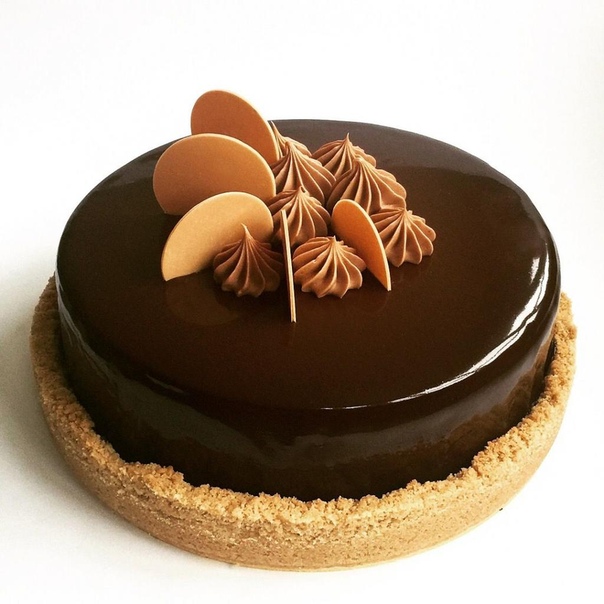 Как украсить красиво торт шоколадной глазурью: Как украсить торт в домашних условиях при помощи глазури