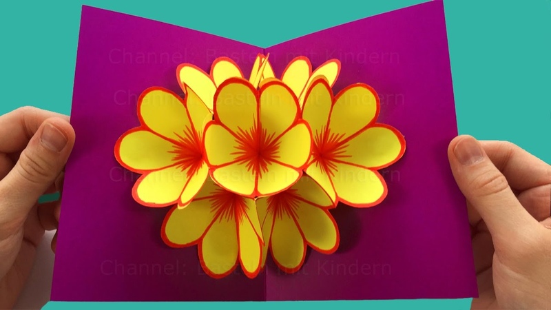 Открытка раскрывающиеся цветы: Объемная открытка с цветами внутри – Открытки своими руками