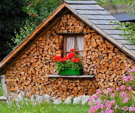 Своими руками дом и дача: Недорогой дачный домик, из чего лучше построить: дерево или газобетон?