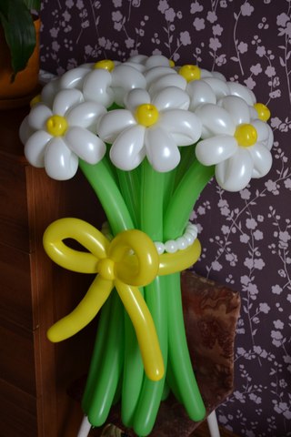 Как из длинных шаров сделать цветы: Цветок роза из длинных шариков
