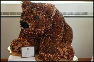 Поделка из шишки медведь: Поделки для детей из природных материалов