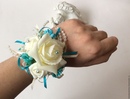 Как сделать браслет на руку из цветов: как сделать из живых и искусственных цветков, плюсы и минусы цветочных украшений на руку, инструкции и видео-уроки