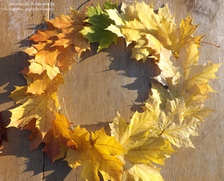 Венки из листьев осенних: мастер-класс с фото для вас!