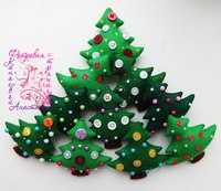 Елочка из фетра с игрушками на липучках: Развивающая елка из фетра с игрушками: идеи и выкройки