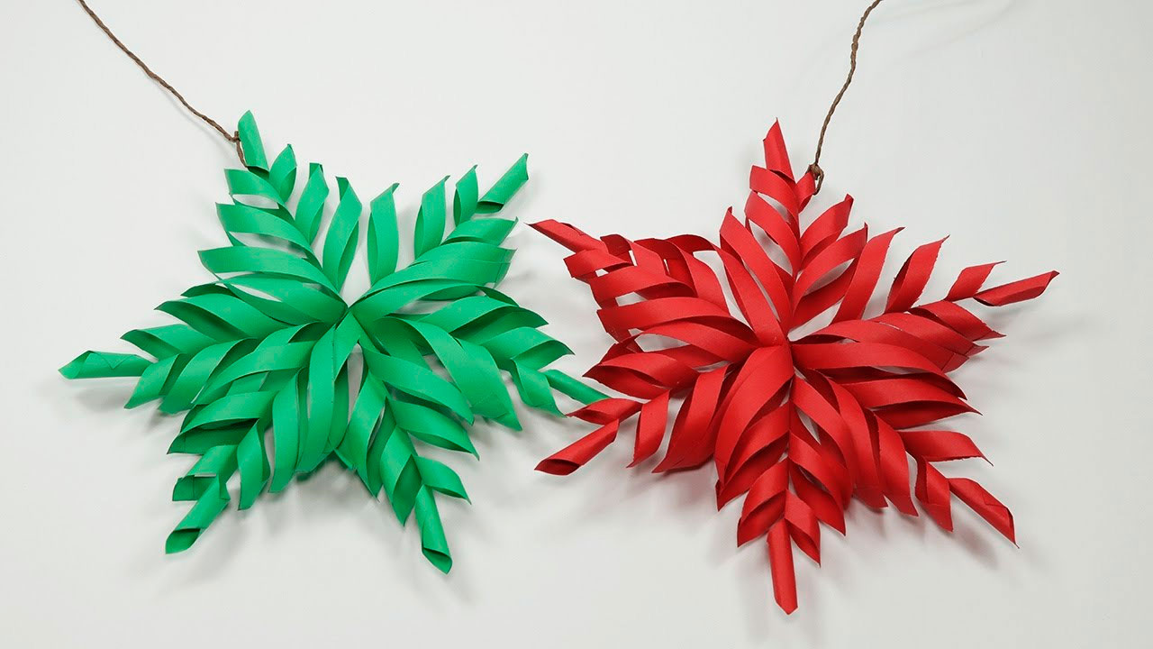 Из бумаги объемные украшения: игрушки и декор из цветной гофрированной бумаги на елку на Новый Год 2023