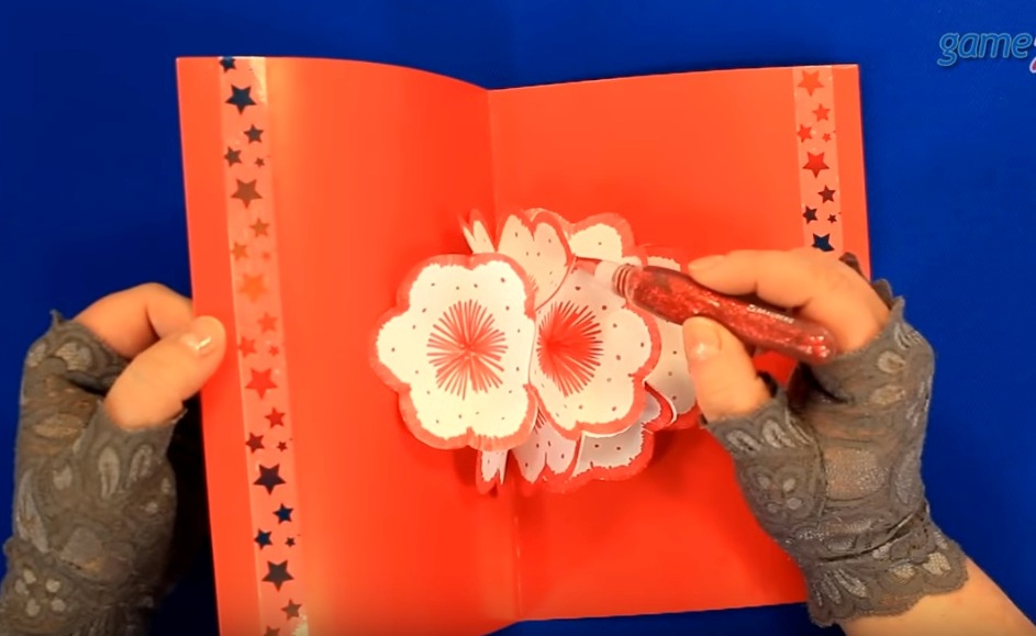 Видео как сделать объемную открытку: Как сделать объемную 3D открытку с пышными цветами