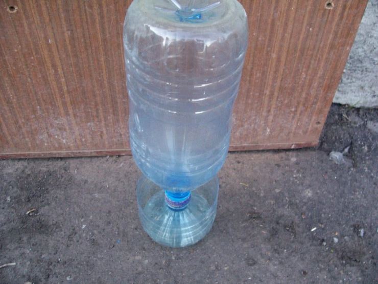 Кормушка из пластиковых бутылок для птиц: Кормушка для птиц из пластиковой бутылки: 700 фото, инструкции