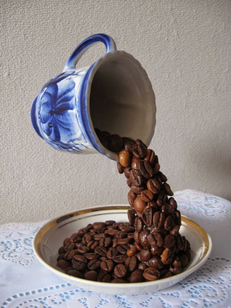 Поделка чашка с блюдцем: Маленькая чашка-проливашка или парящая-чашка с монетами «Талисман изобилия»