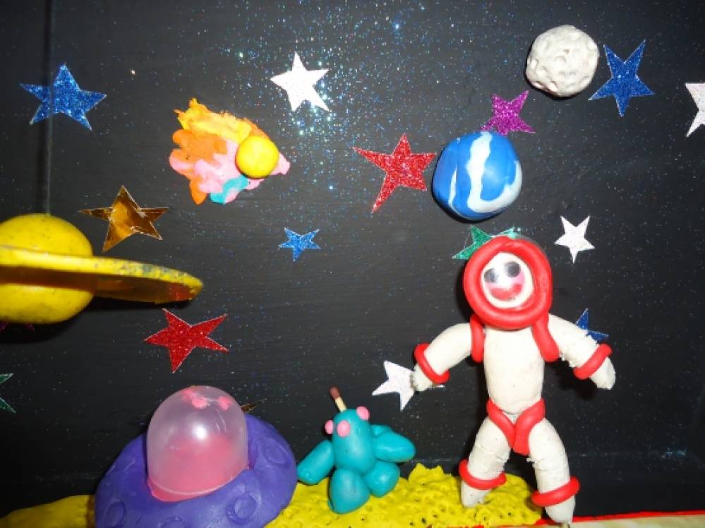Поделки из пластилина на тему космос: Поделка из пластилина ко Дню космонавтики