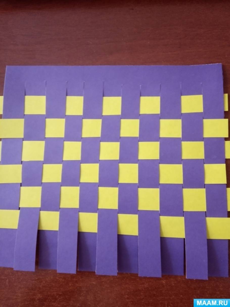 Плетение из бумаги коврик: Презентация на тему: "Плетение из бумаги. Коврик".