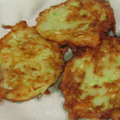 Драники кабачок и картошка: Драники кабачковые с картошкой рецепт с фото