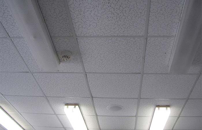 grey tone ceiling with lighting
