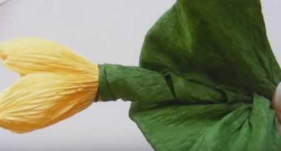 Цветочек из гофрированной бумаги – Цветы из гофрированной бумаги своими руками
