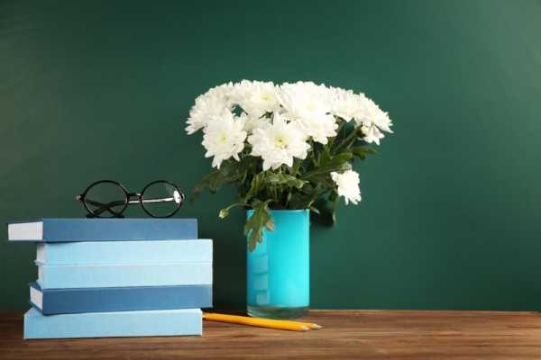 К дню учителя цветы – Цветы на День учителя - какие букеты дарят ко Дню учителя