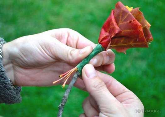 Как из листьев сделать цветы – Цветы из листьев деревьев своими руками: мастер-класс с фото пошагово