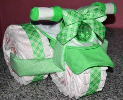 Как сделать из памперсов подарок – Поделки из памперсов своими руками, подаки новорожденным, идеи с фото