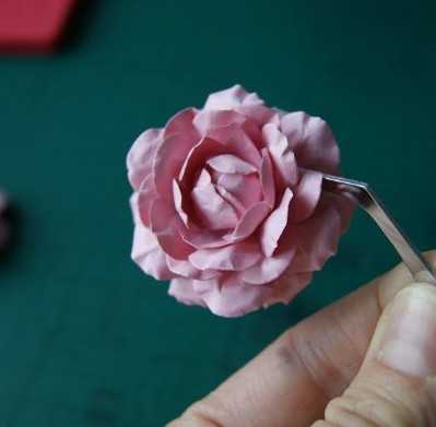 Как сделать розу из бумаги своими руками фото поэтапно – : , , ,