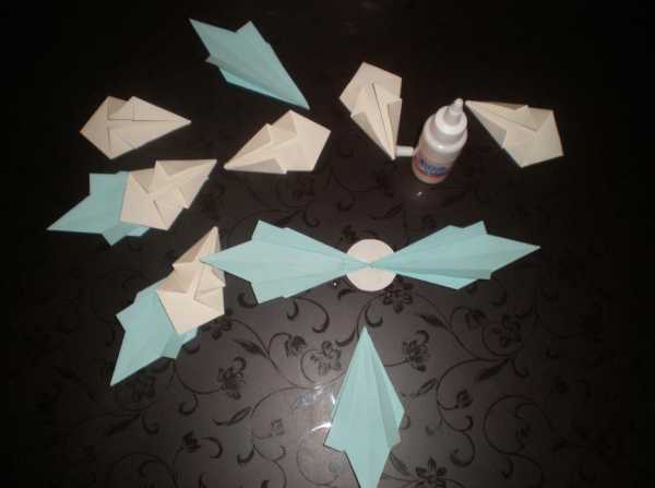 Как сложить из бумаги снежинку – Снежинка из бумаги своими руками. Шаблоны, схемы, видео