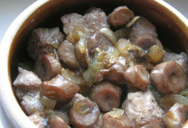 Картошка с мясом в горшочках с сыром – Мясо с картошкой в горшочках с сыром
