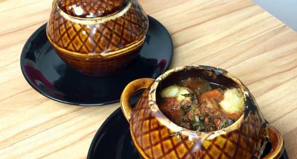Картошка с мясом в горшочках с сыром – Мясо с картошкой в горшочках с сыром