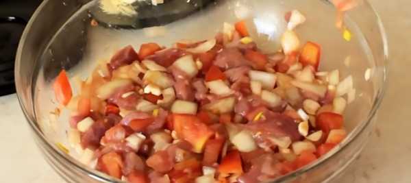 Картошка с мясом в горшочках с сыром – Мясо с картошкой в горшочках с сыром