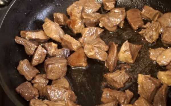 Картошка с мясом в горшочках с сыром – Мясо с картошкой в горшочках с сыром