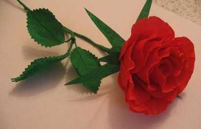 Мастер класс большие розы из гофрированной бумаги – Большая роза из бумаги. Подробная инструкция.