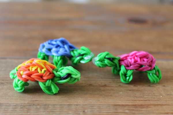 Плетение игрушки из резиночек – Как сплести игрушки из резинок на рогатке: видео-плетение