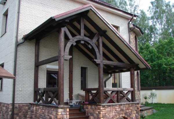 Пристройка к деревянному дому крыльца фото – Крыльцо деревянного дачного дома своими руками: идеи и фото