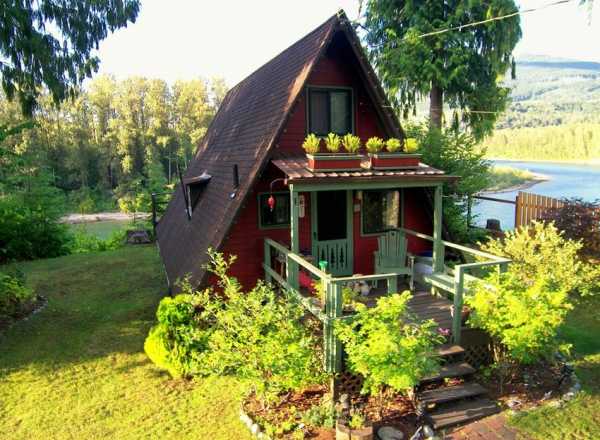 Пристройка к деревянному дому крыльца фото – Крыльцо деревянного дачного дома своими руками: идеи и фото