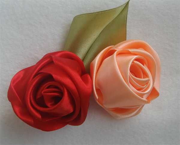Розы крученые из лент – Делаем крученую розу из атласной ленты – Ярмарка Мастеров