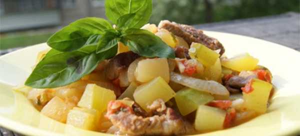 Тушеные кабачки рецепт с мясом – Тушеные кабачки с мясом - рецепт приготовления с фото