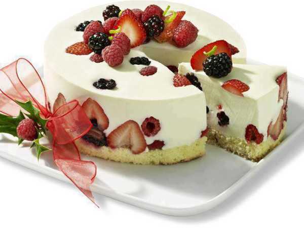 Украшение торта шоколадом и ягодами – украшаем десерт сверху декором из ягод в домашних условиях, варианты красивого оформления